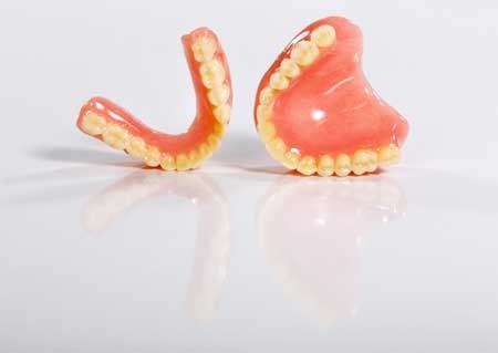 Full Dentures | Paramount Dental | North Calgary | Family and General Dentist